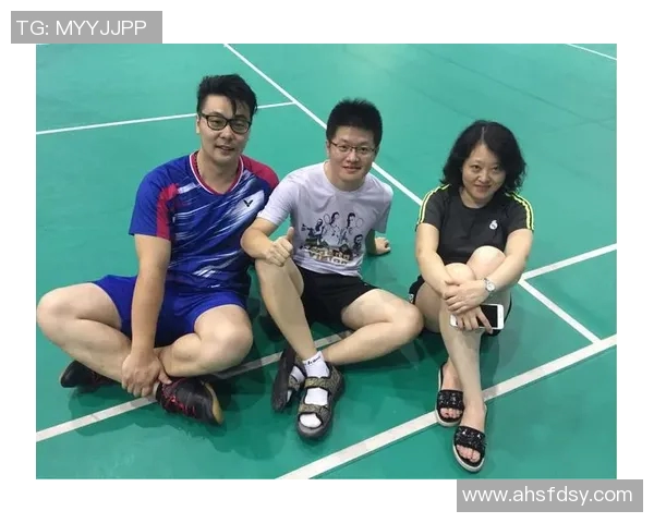 深圳羽毛球队与杭州羽毛球队赛后战术分析与复盘探讨